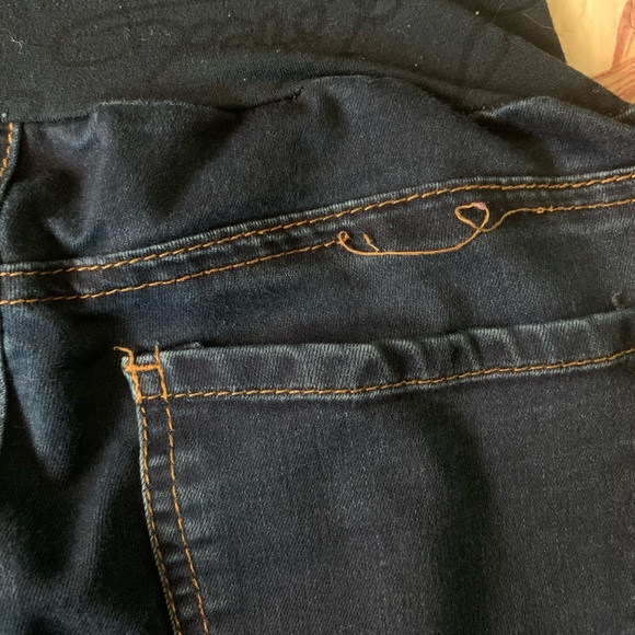 🔥 2/$50 🔥 Heidi Klum Maternity Skinny Jeans - Picture 4 of 6
